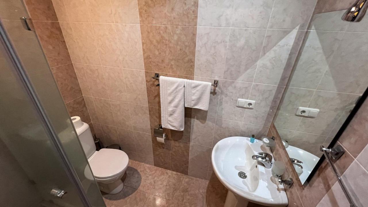 Olympavan Hotel Ереван Экстерьер фото